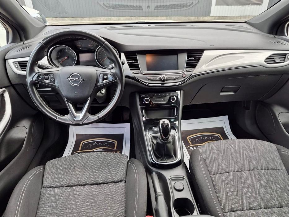OPEL Astra 2020 — imagine 4