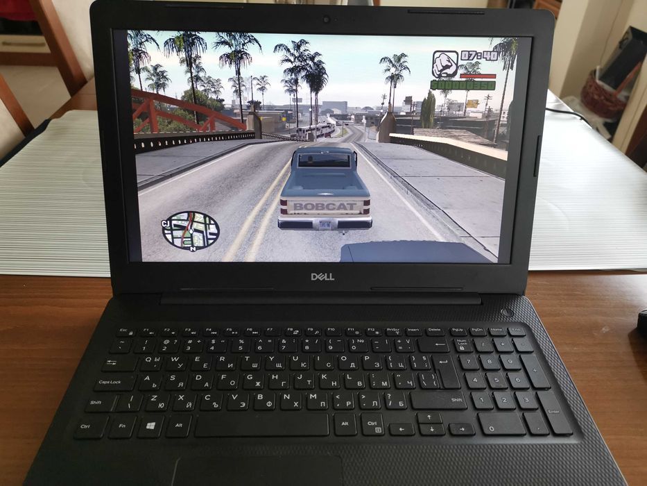 Dell Inspiron 15