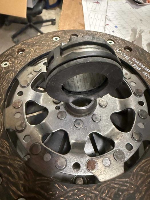 KIT AMBREIAJ gama vag 1.8T (nou nemontat) + volanta masa dubla (passat B5.5)