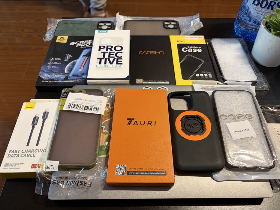 Accesorii: Folie, Carcase, Cablu incarcare Iphone 13 pro