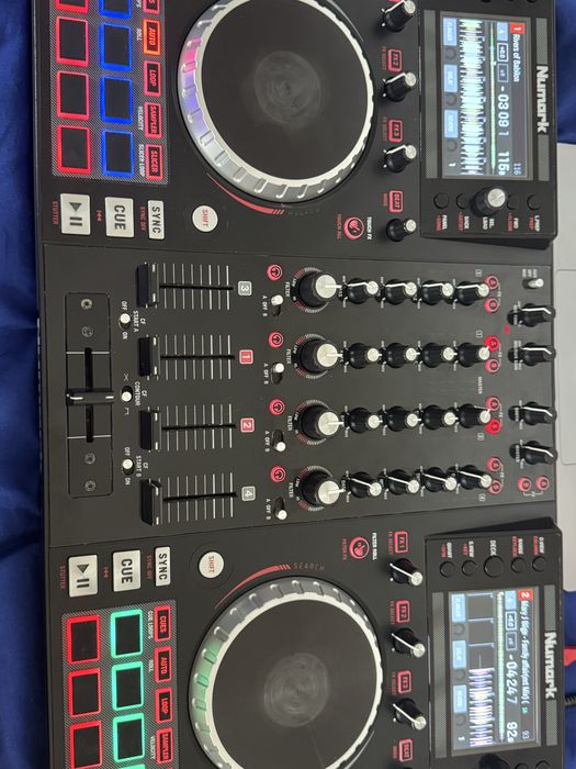 Consola DJ numark nvll