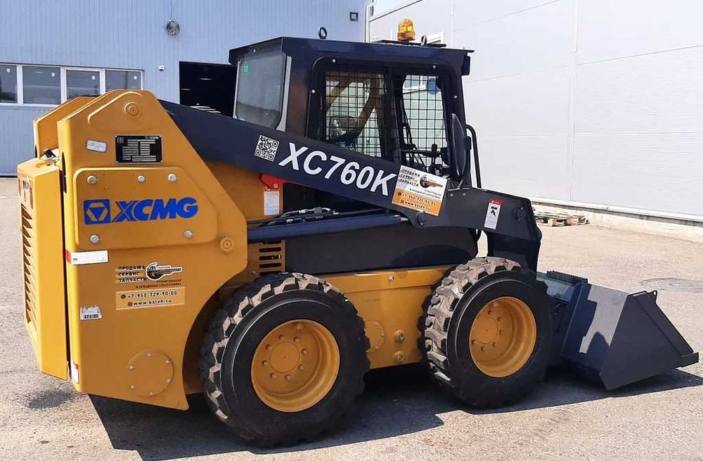 Мини-погрузчик UZXCMG XC760K Объем ковша 0,6 м3  Джойстик