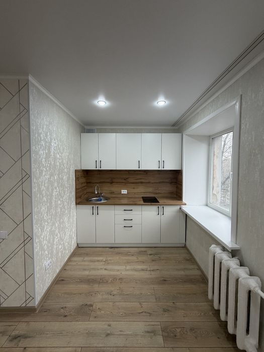 Срочно 2 ком. Кв. Район маг. Уют