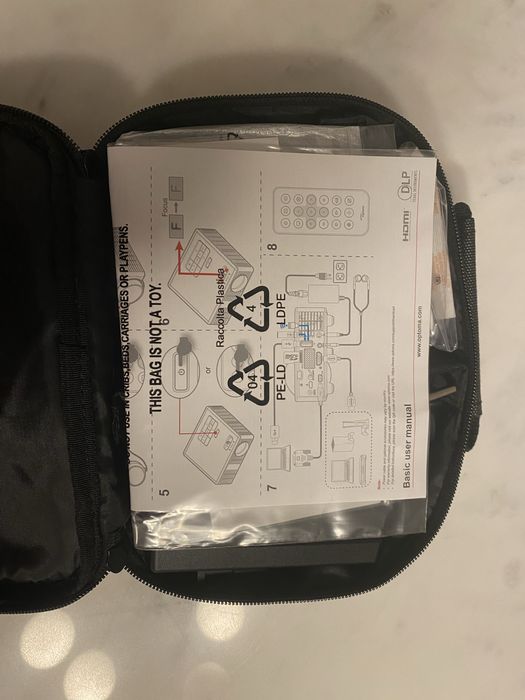Videoproiector optoma