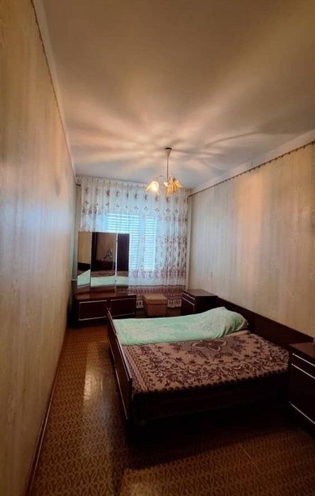 Продаётся квартира Юнусабад 15кв 4/5/5