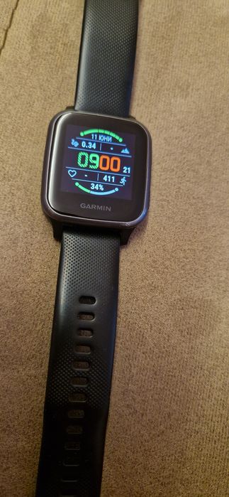 Garmin venu SQ смарт часовник