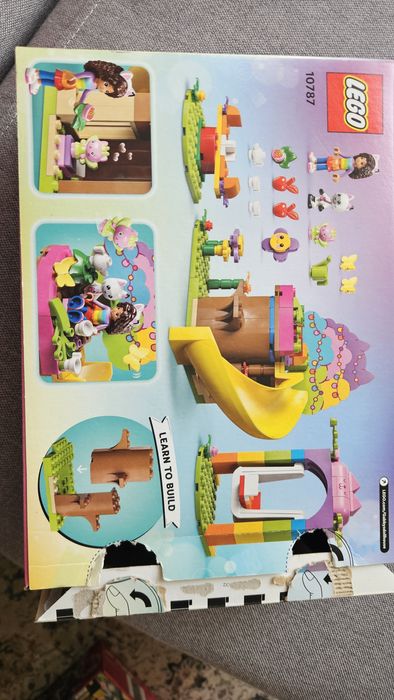 LEGO Gabby's Dollhouse 4+, Градинското парти на котешката фея 10787