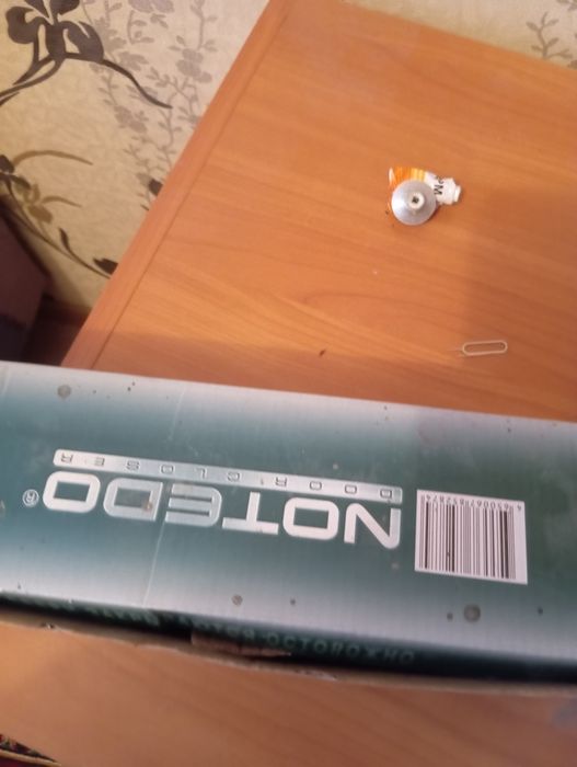 Доводчик дверной новый