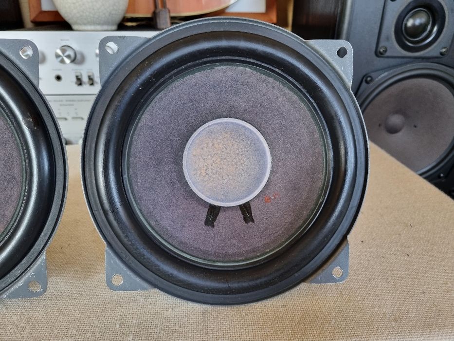 Set Difuzoare Mid/Bass Isophon. 8 ohms, 30 watts, 20,3 cm. Impecabile