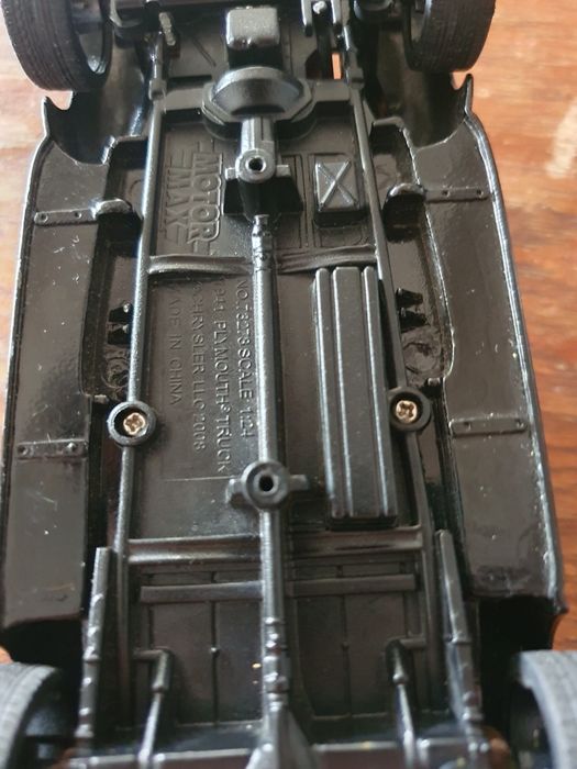 masina metal craysle si grila AUDI