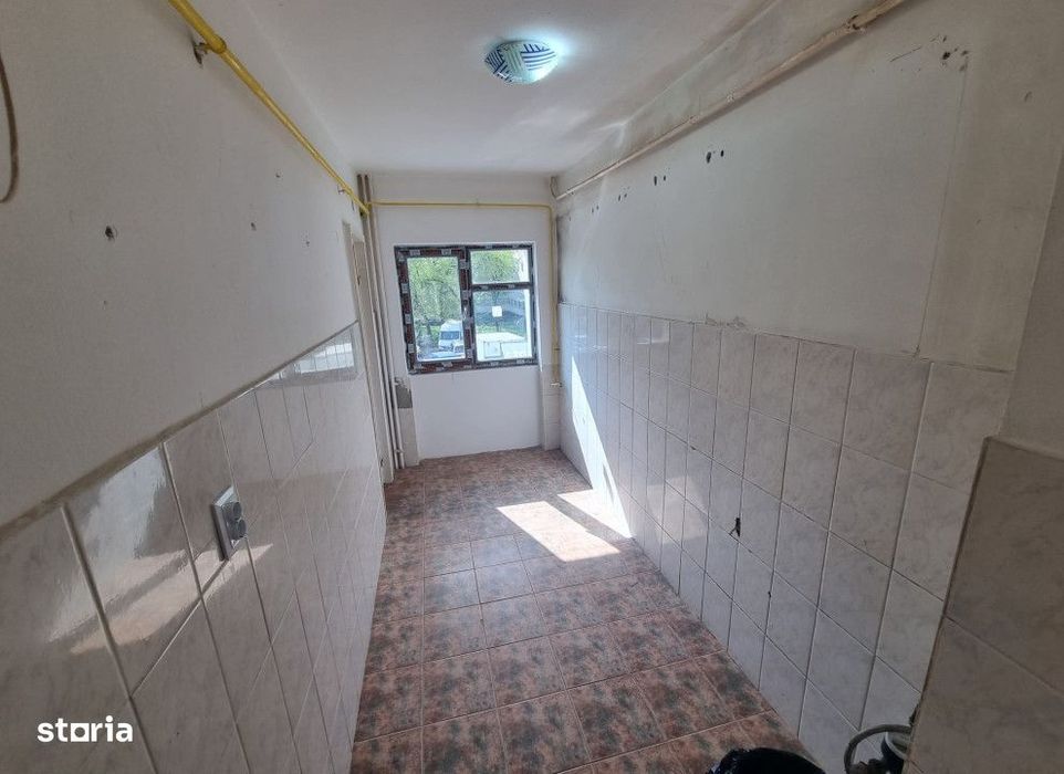 Apartament  2 camere Podu Ros , 52 metri, etaj 1 Cod:160942