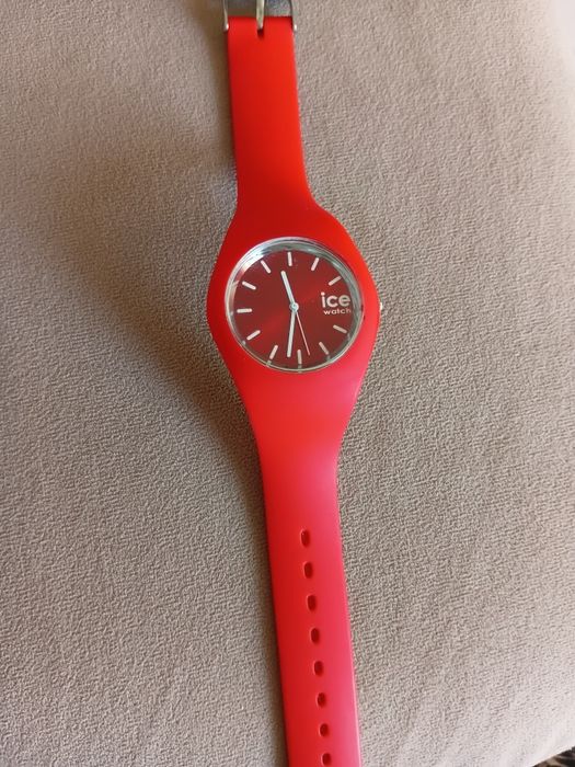 Часы ice watch  новые