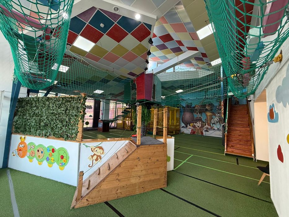 Afacere Restaurant si Loc de Joaca