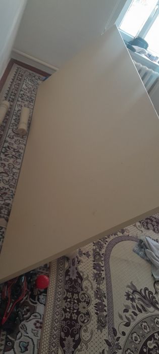 Стол сатылады 15000т