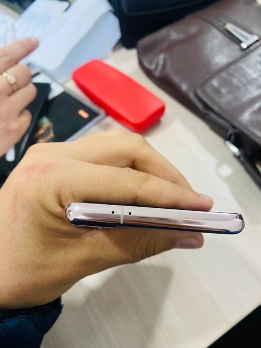 Samsung S21 holati ideal