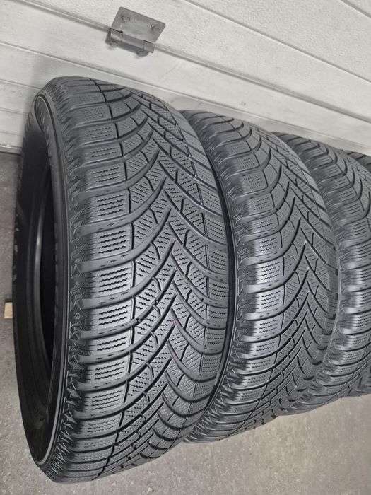 Anvelope semperit 215/65/16