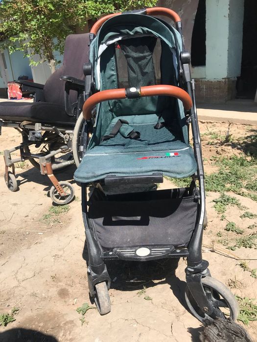 Продаётся коляска хороший состояние