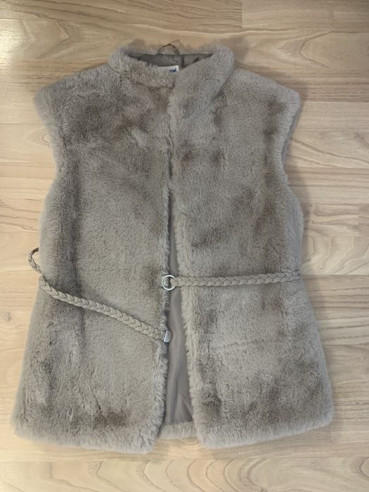 Пухен елек на Mayoral