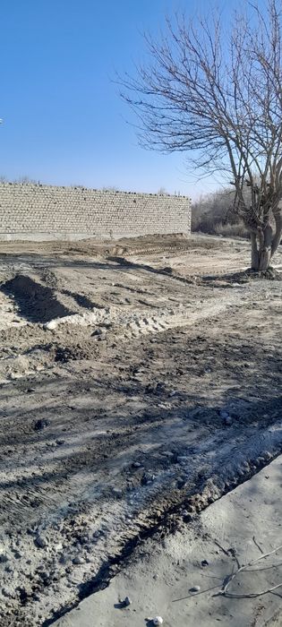 Yer uchastka sotiladi jomboy tumani