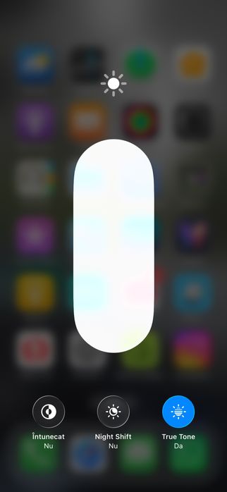 Iphone 15 pro bateria 90%