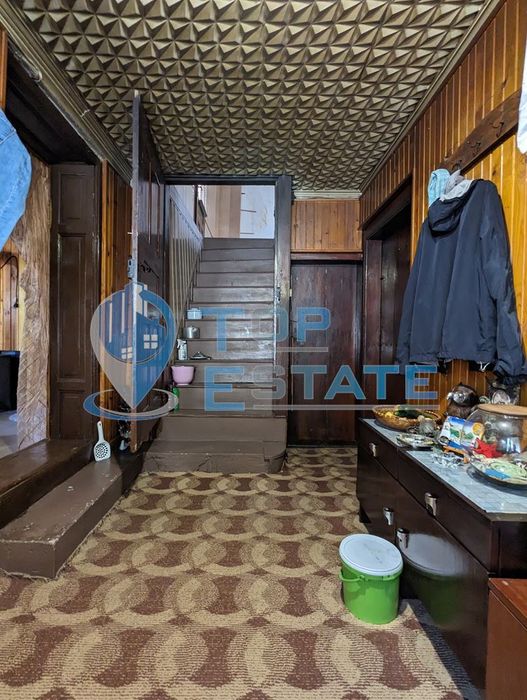 Две автентични къщи в град Елена