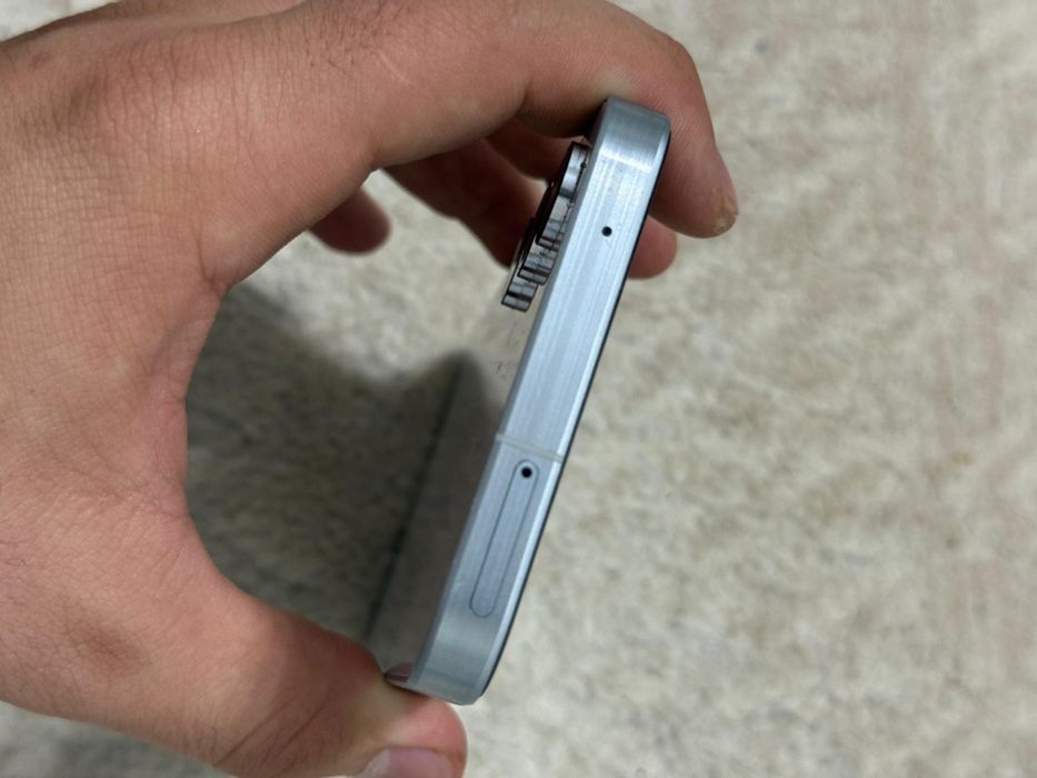 Samsung A55.   5G.   128/8