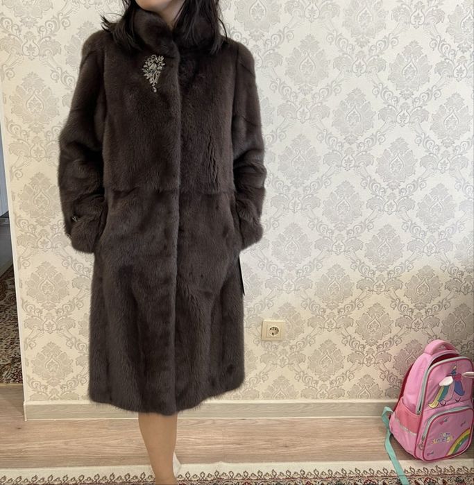 Продам шубу норковую