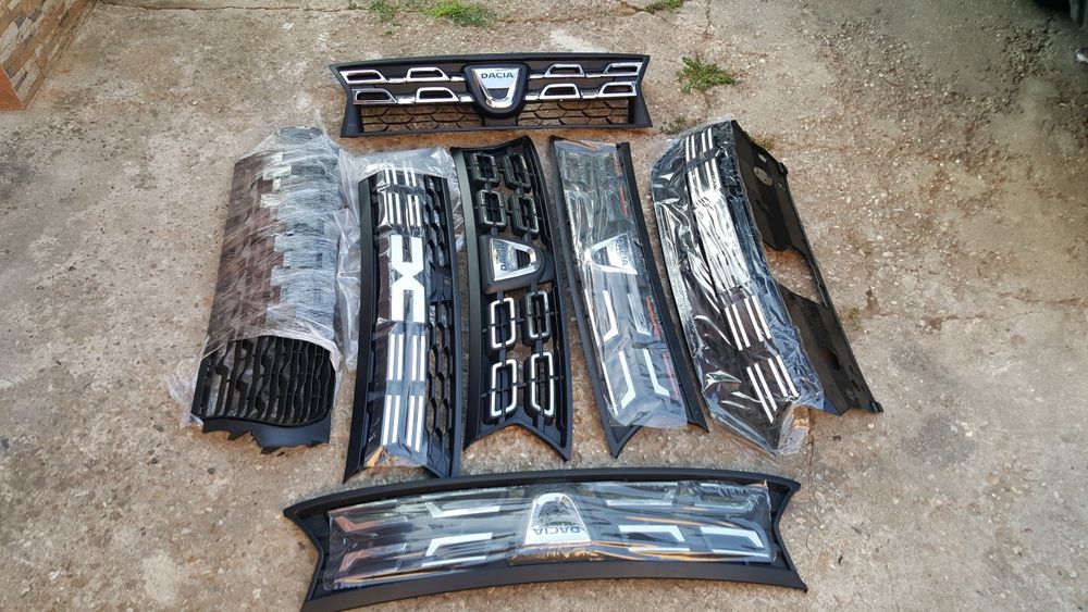 Grile față Dacia duster logan sandero an diferit 2013 2024 +grila bară