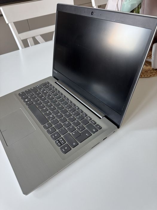 Lenovo ideapad 320S
