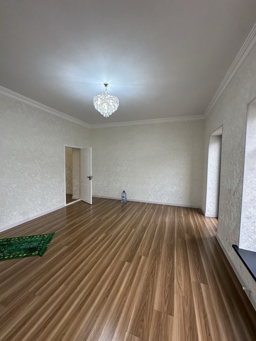 Уй сотилади уч кахрамон Гулистонда