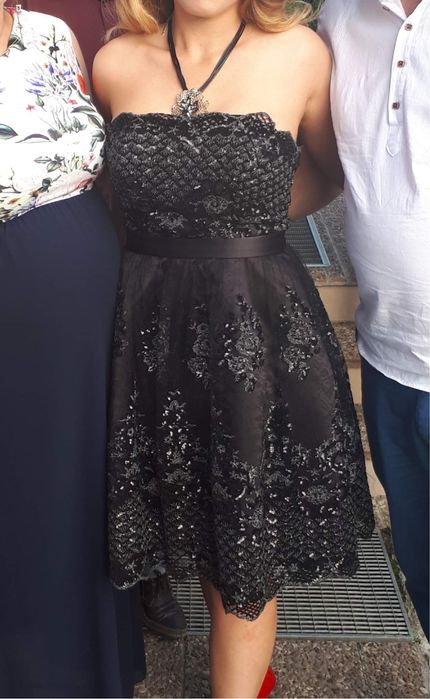 Официална рокля