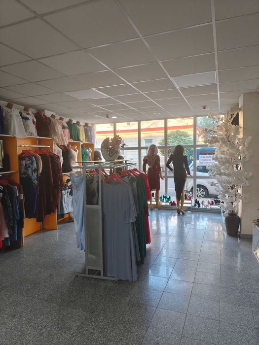 Închiriez spațiu comercial ultracentral