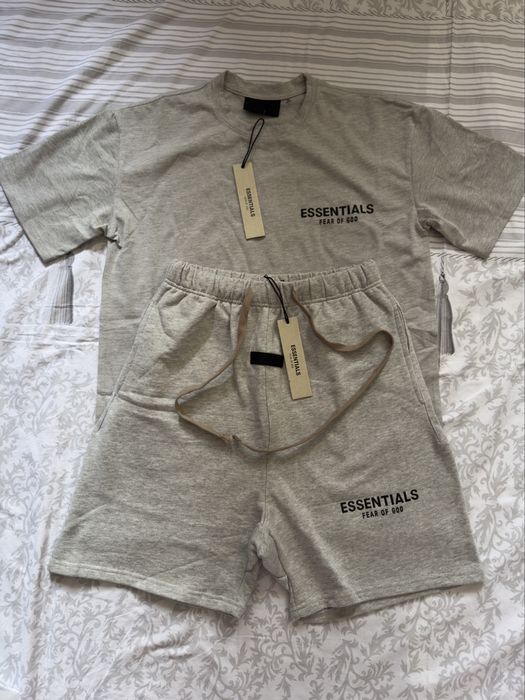 Compleu Essentials Fear of God