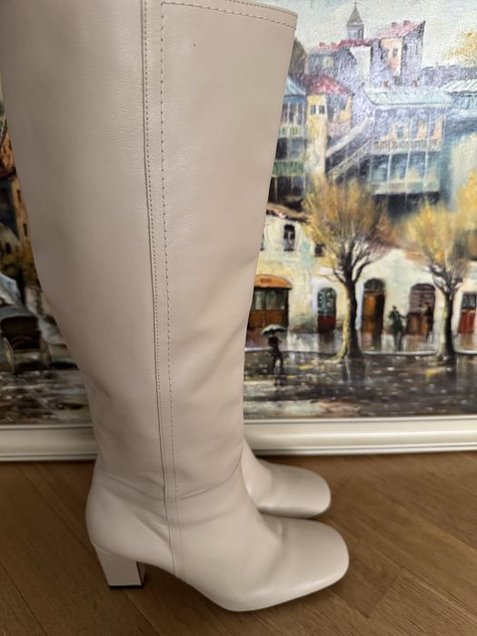 Демисезонные сапоги Zara