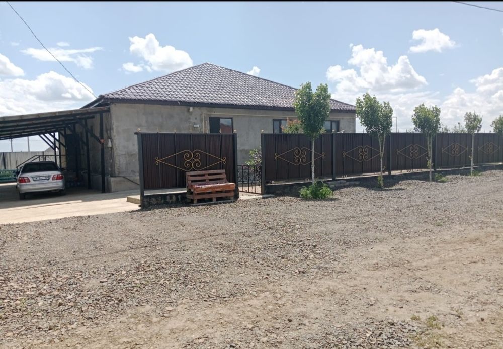 Продам дом Алга  жилой массив 2