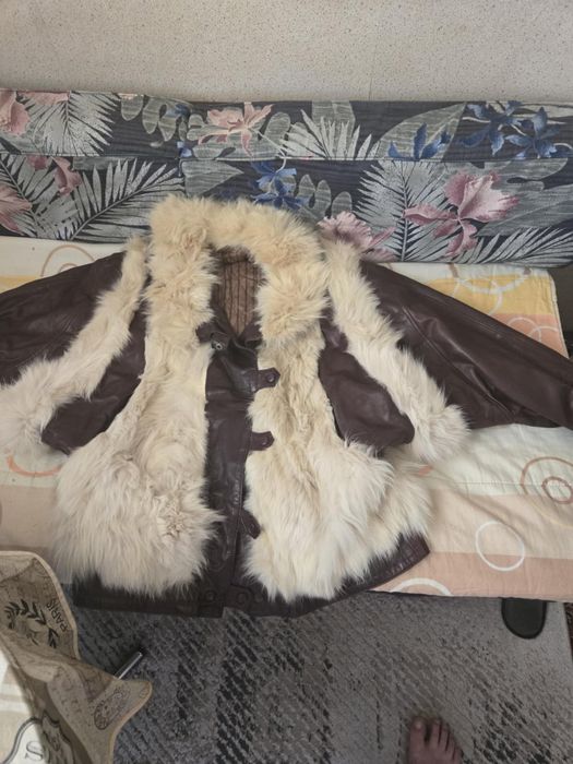 Дамско кожено яке