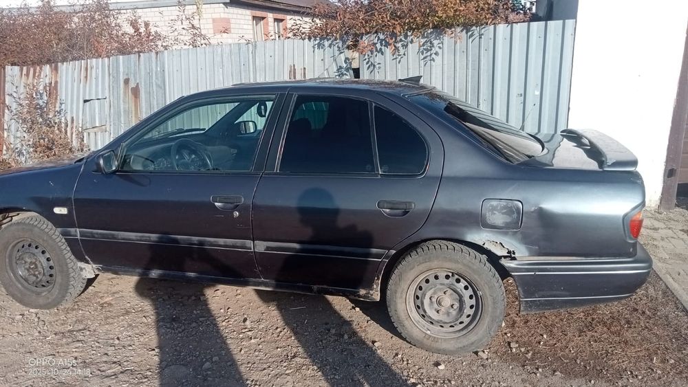 Ниссан примера 1992.
