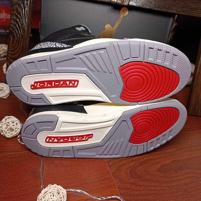 Кроссовки Nike Air Jordan 3