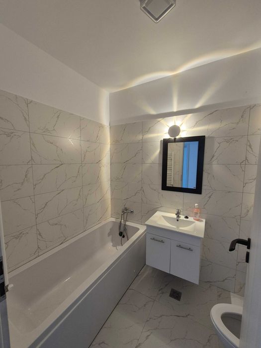 Garsoniera de inchiriat, 30 mp, loc de parcare, Militari residence