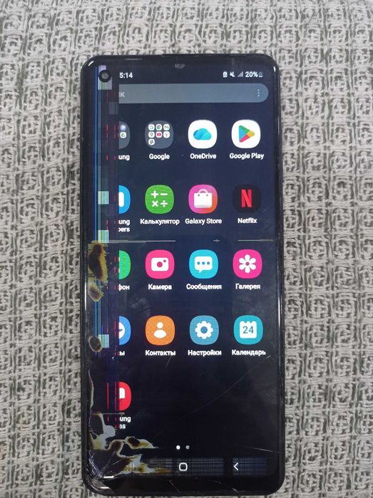 Galaxy A21s немного побитый