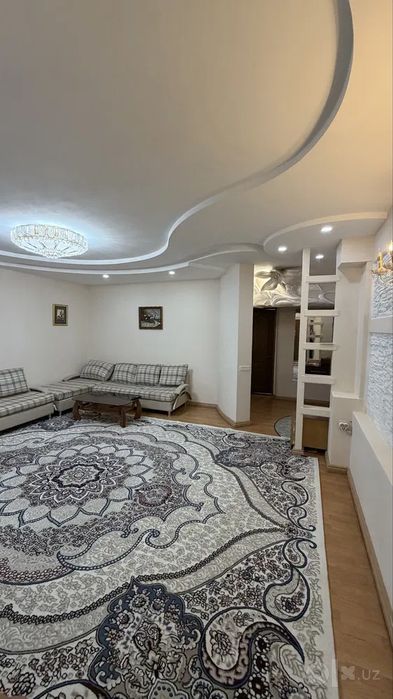 Сдаётся 3-комн Яккасарайский район, о-р Grand Mir Hotel, 78 м²