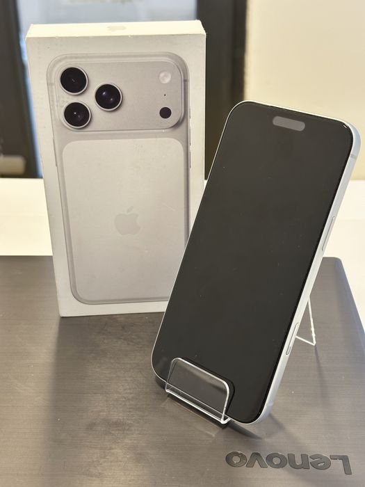 iPhone 17 Pro Max Silver 256GB, Aproape Nou, 27 cicluri, Impecabil