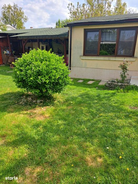 Casă în Cantemir cu 3 dormitoare, living, bucătărie, 2 băi,teren 475mp