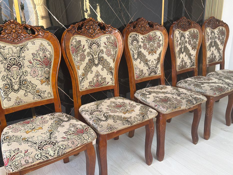 Деревянный стулья