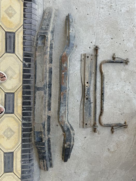 Запчать на газель швелер на бампер и бампер есть