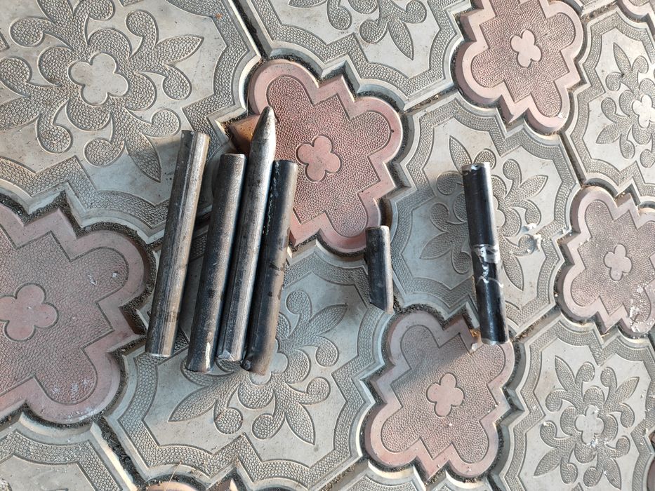 Продам прутки нержавейки и бронзы.