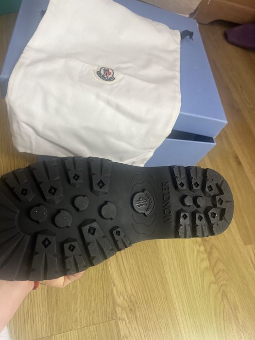 Moncler marimea 40( ZARA, HM)