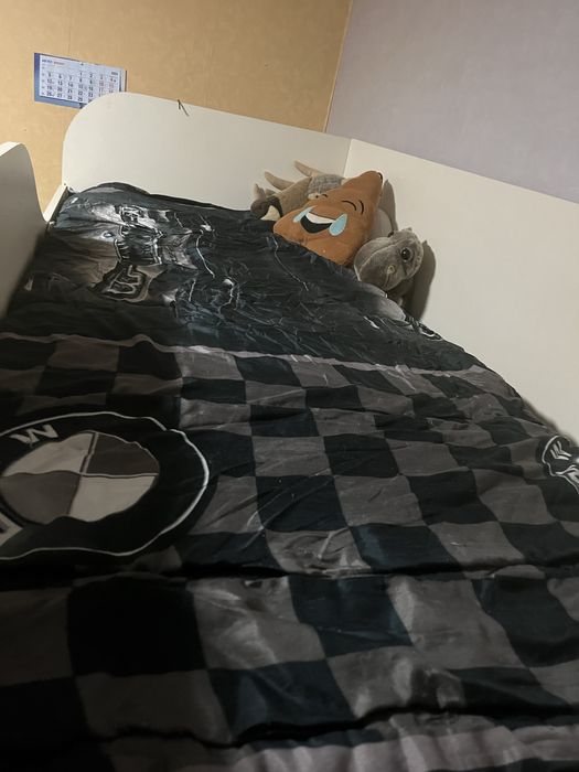 Легло на 2 етажа с гардероб и място за съхранение