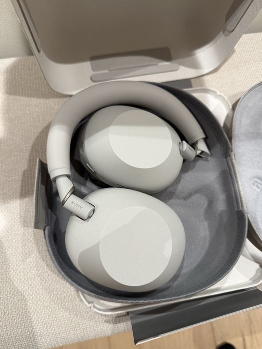 Casti Sony WH-1000XM6 garantie 2 ani eMAG