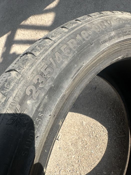 Авто шины 235/45R18 (2шт)